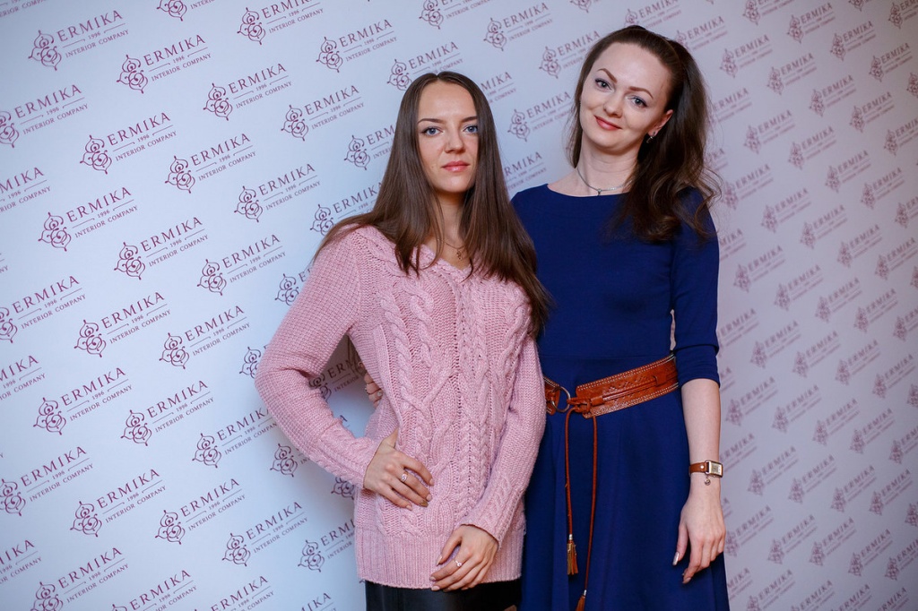 Победители общественного голосования Надежда Паланская и Яна Бартковяк, дизайн-бюро «Партнёр»