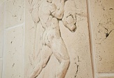 Рельеф Геракл с быком из декоративного камня KeysStone